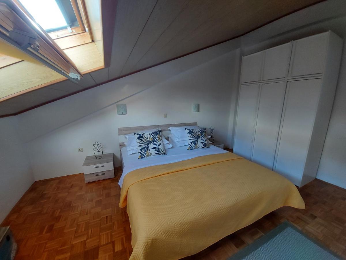 Apartments And Rooms Villa Dona Makarska Kültér fotó