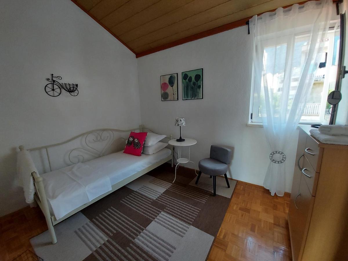 Apartments And Rooms Villa Dona Makarska Kültér fotó