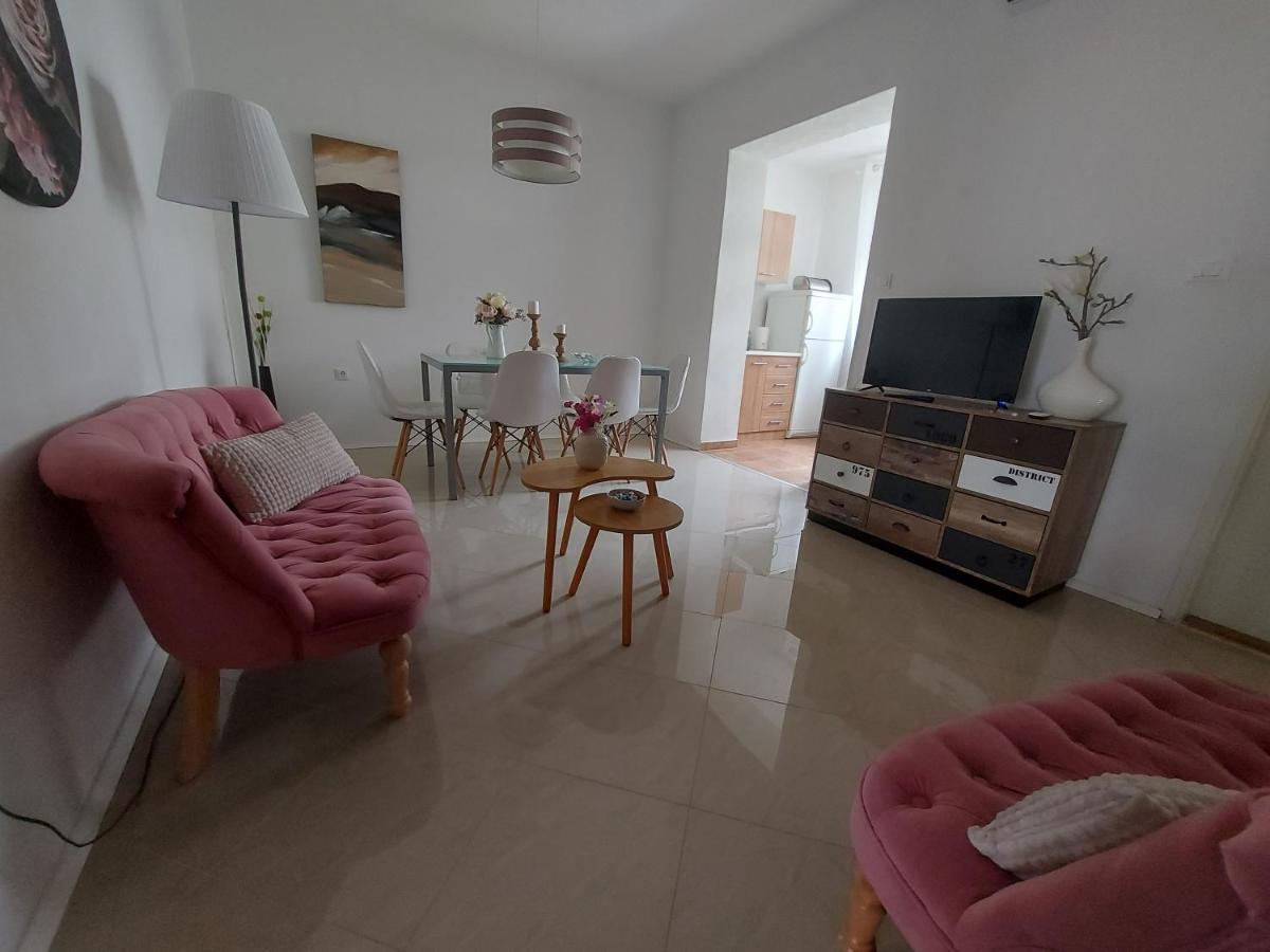 Apartments And Rooms Villa Dona Makarska Kültér fotó