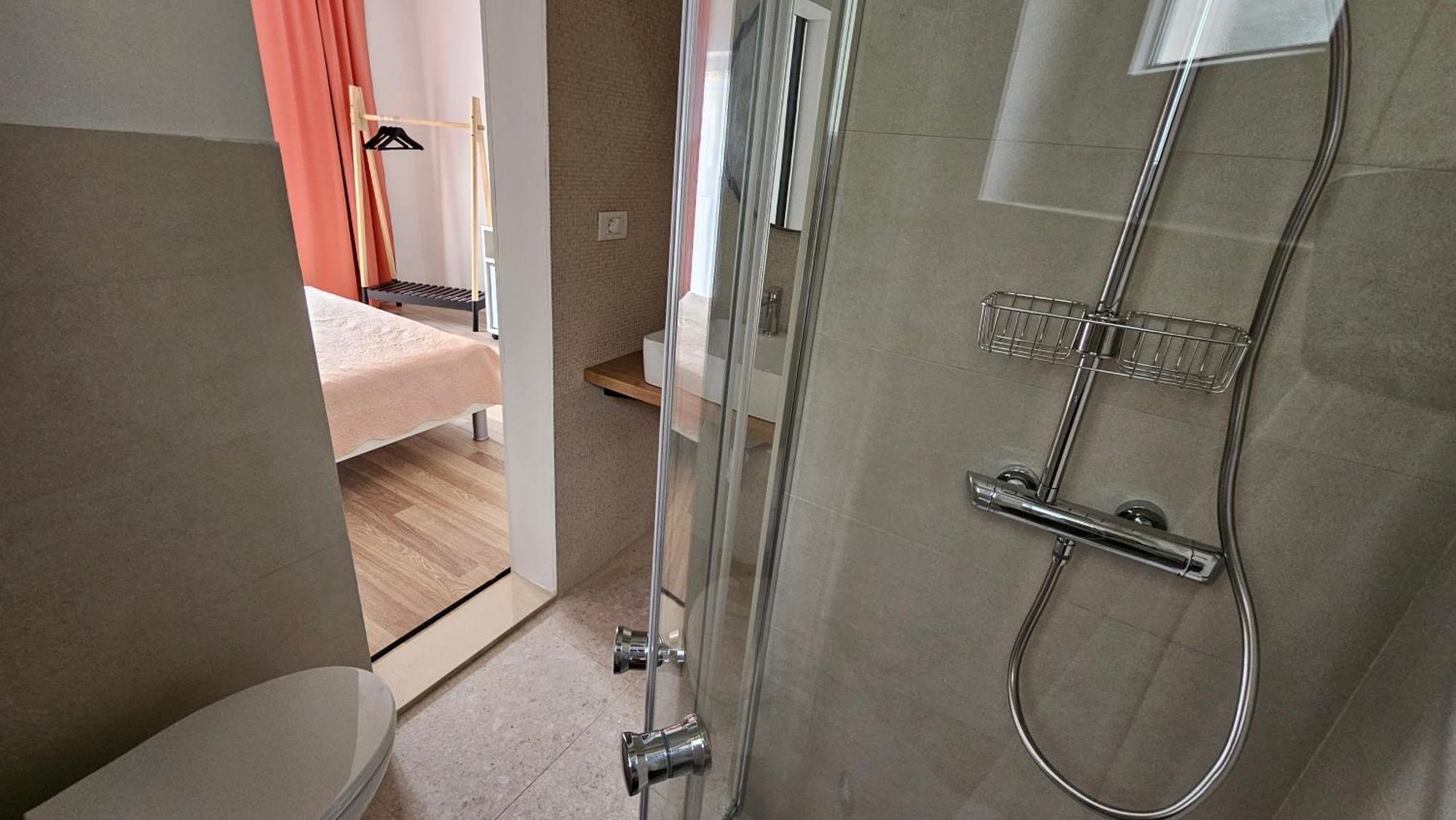 Apartments And Rooms Villa Dona Makarska Kültér fotó