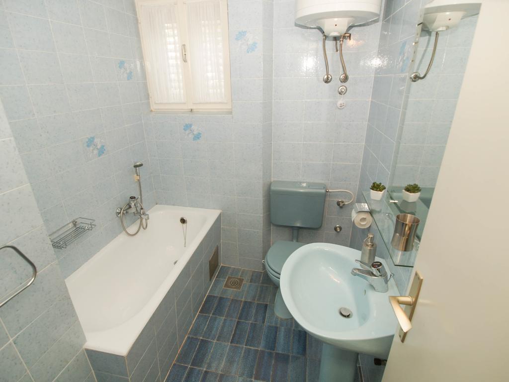 Apartments And Rooms Villa Dona Makarska Kültér fotó