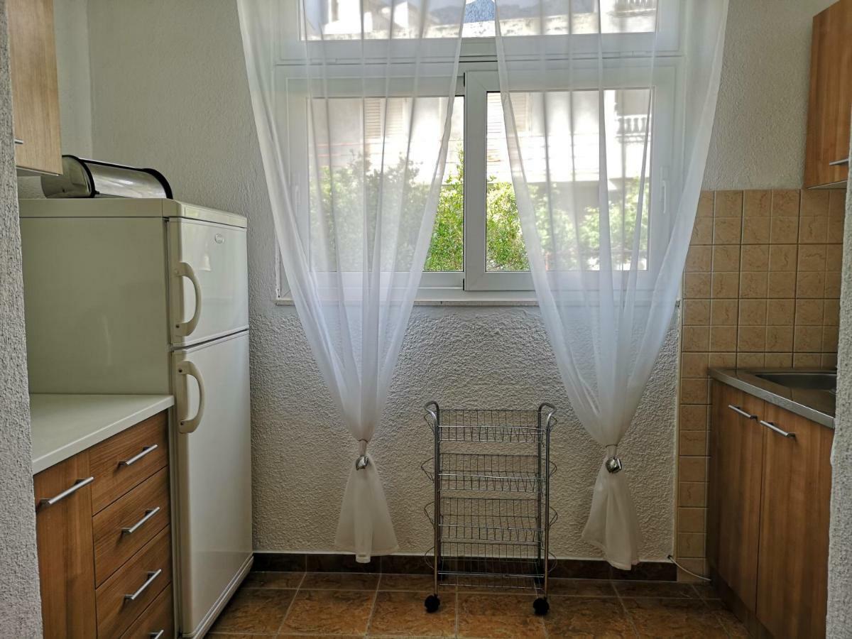 Apartments And Rooms Villa Dona Makarska Kültér fotó