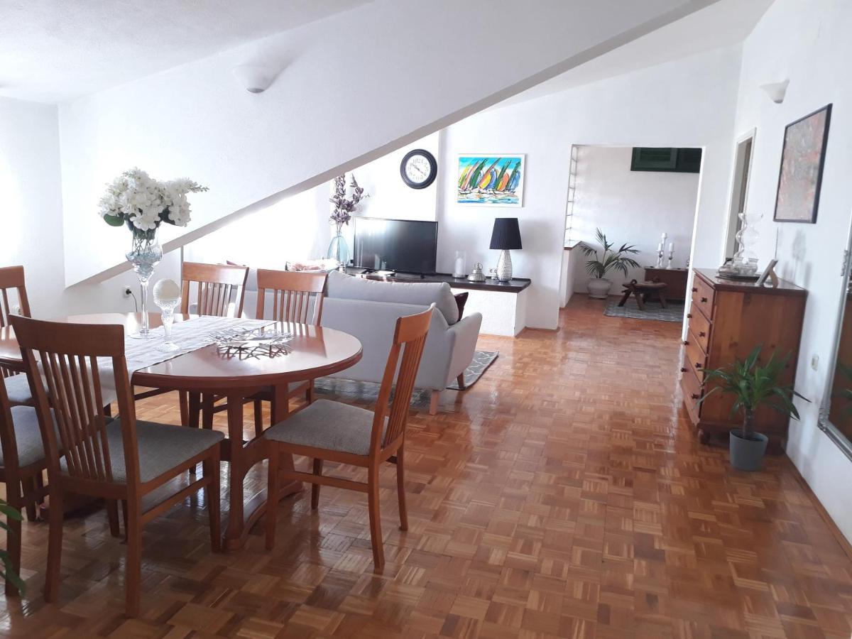 Apartments And Rooms Villa Dona Makarska Kültér fotó